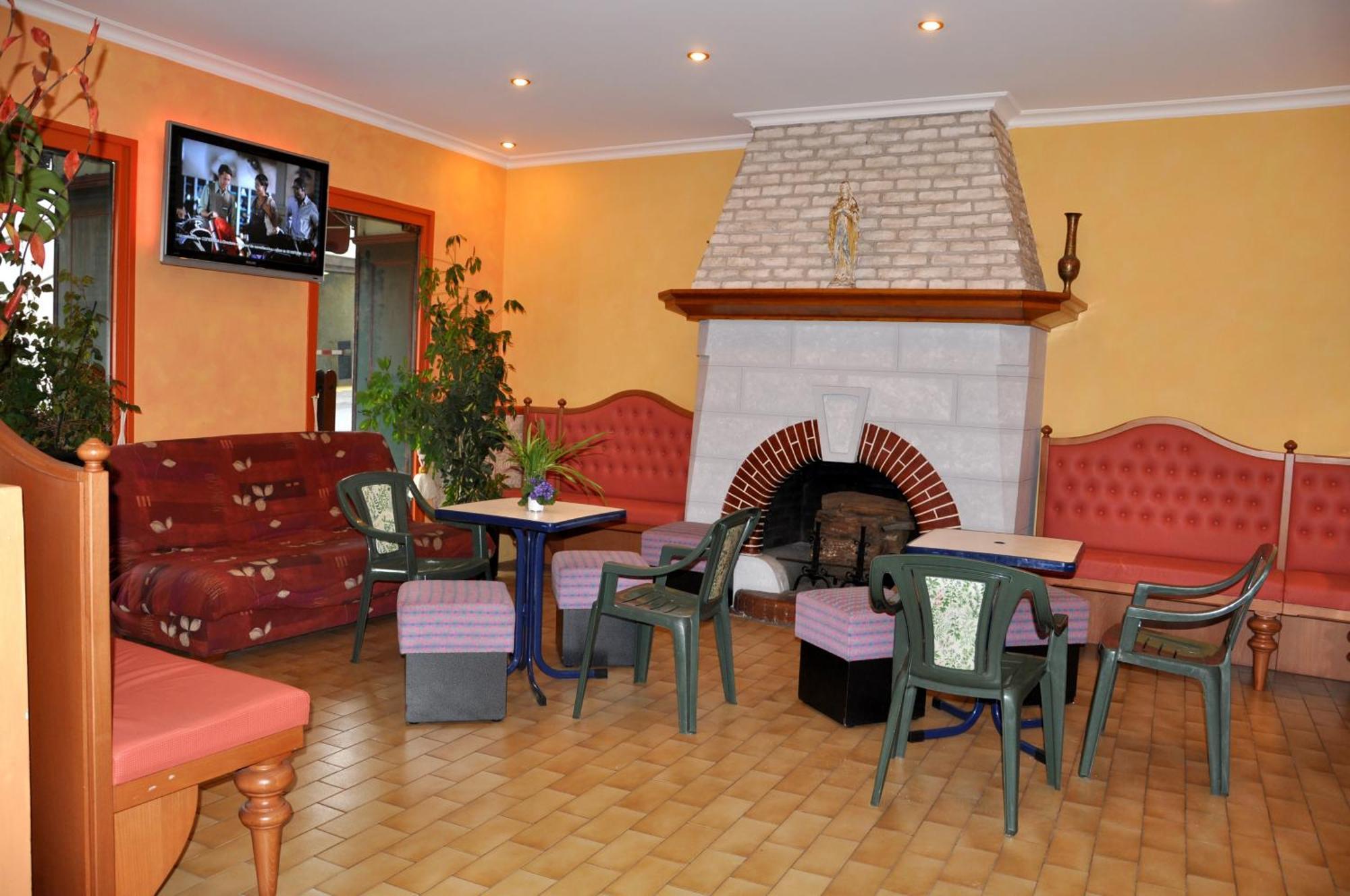 Hotel Du Commerce Et De Navarre Lourdes